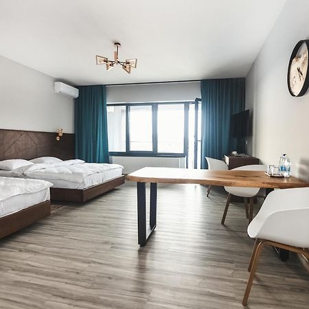 Sofia Hotel Velyka Omelyana Exterior photo